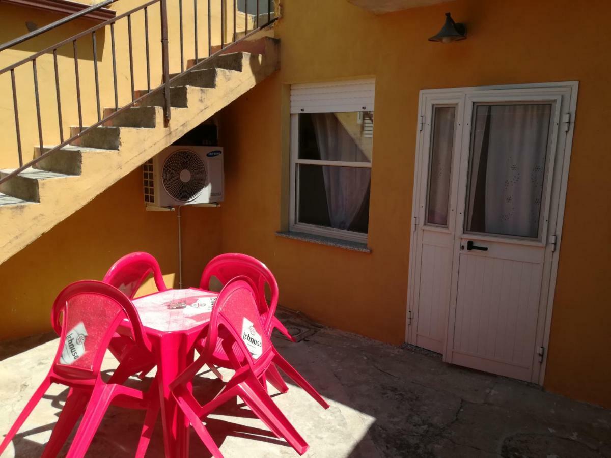 Casa Campidano Hotel Càbras Esterno foto
